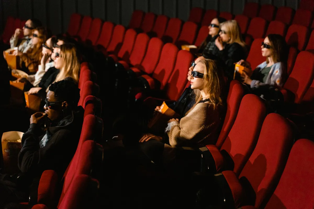 cinema audience cheering