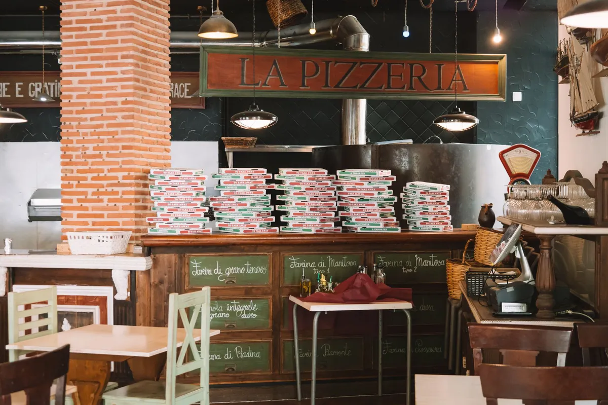 pizza restaurant interior