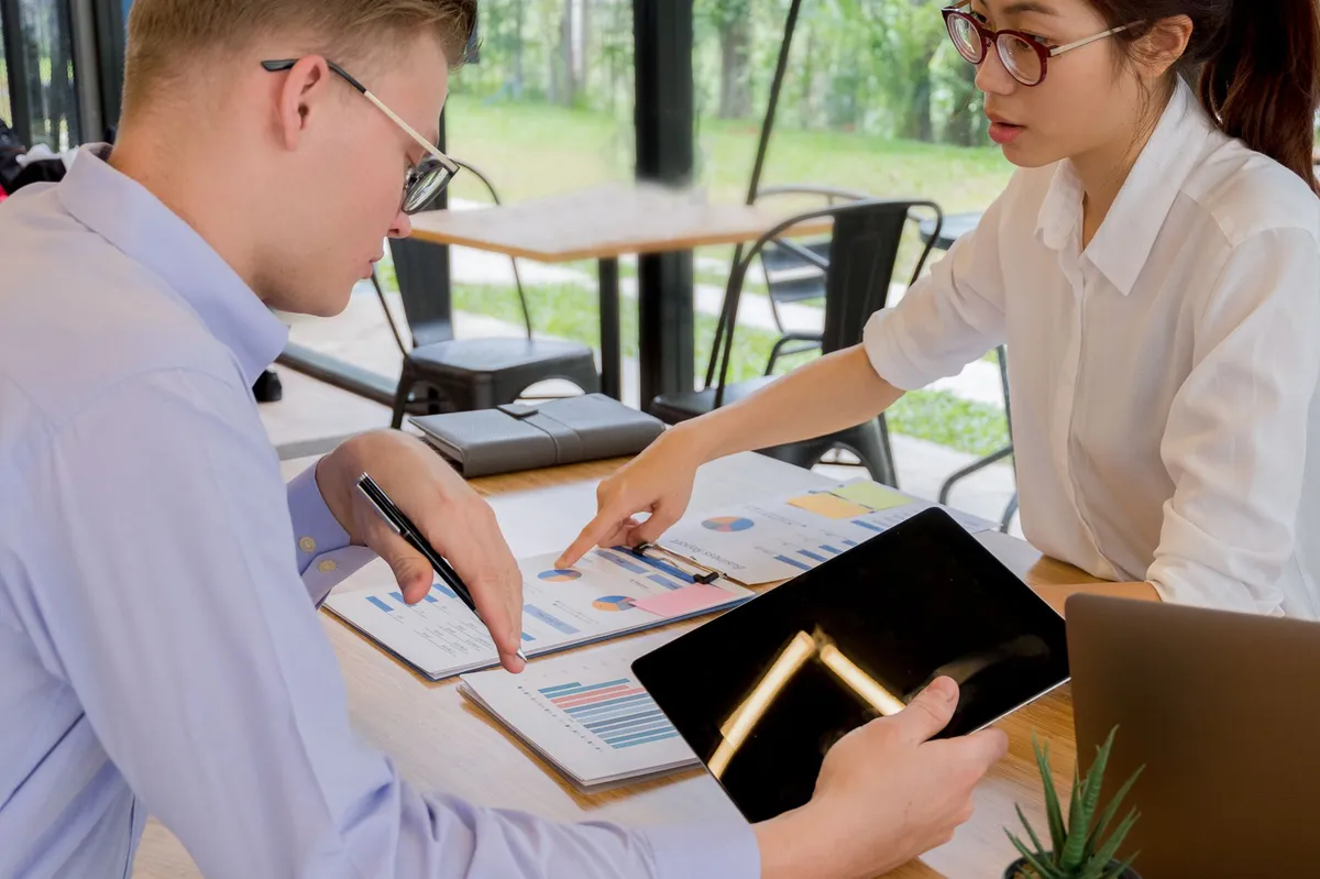 financial planning meeting