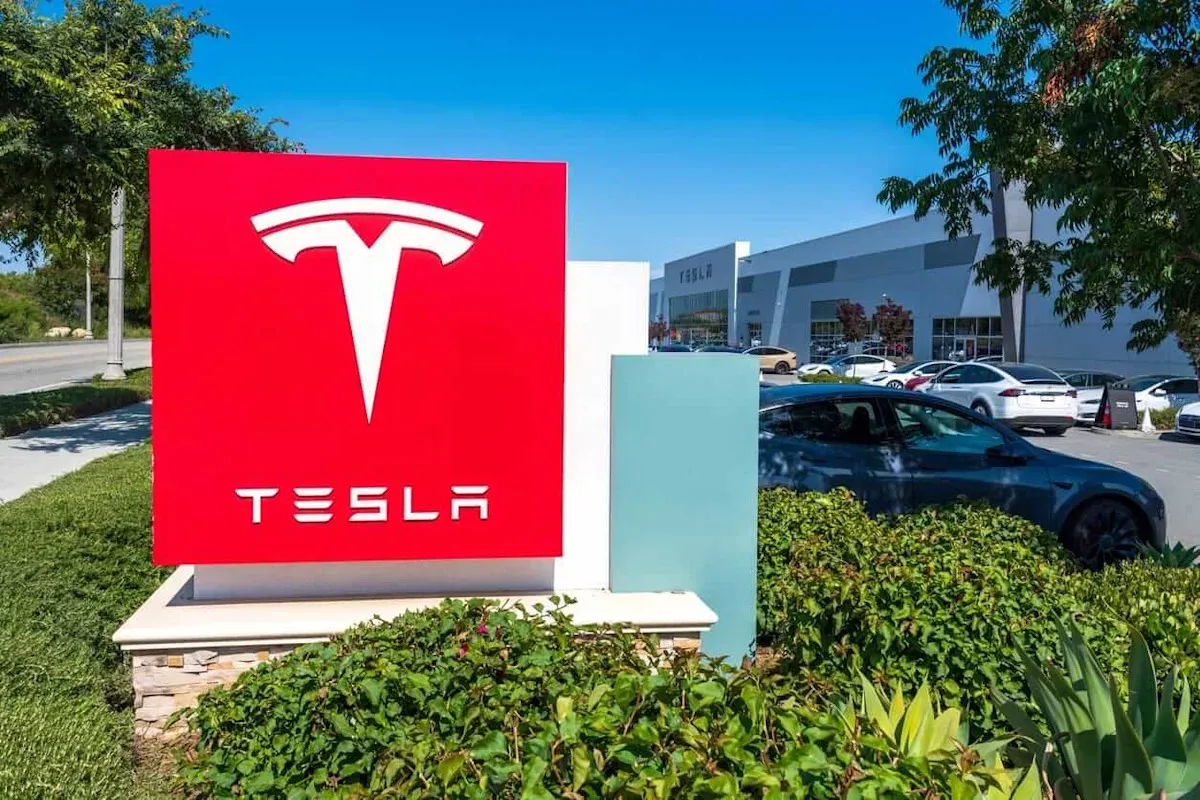 The Future of Driving: U.S. Regulations May Eliminate Steering Wheels The Future of Driving: U.S. Regulations May Eliminate Steering Wheels