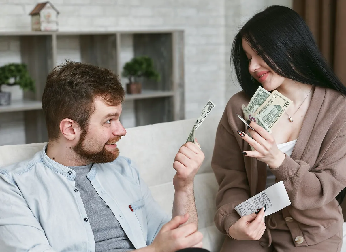 happy woman budgeting