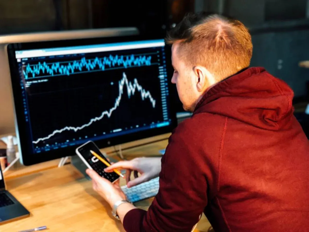 Dan Niles Sees Silver Lining in Situational Awareness Hedge Fund Exit