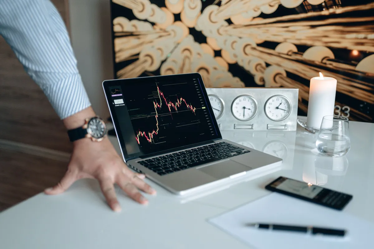 investor analyzing stocks