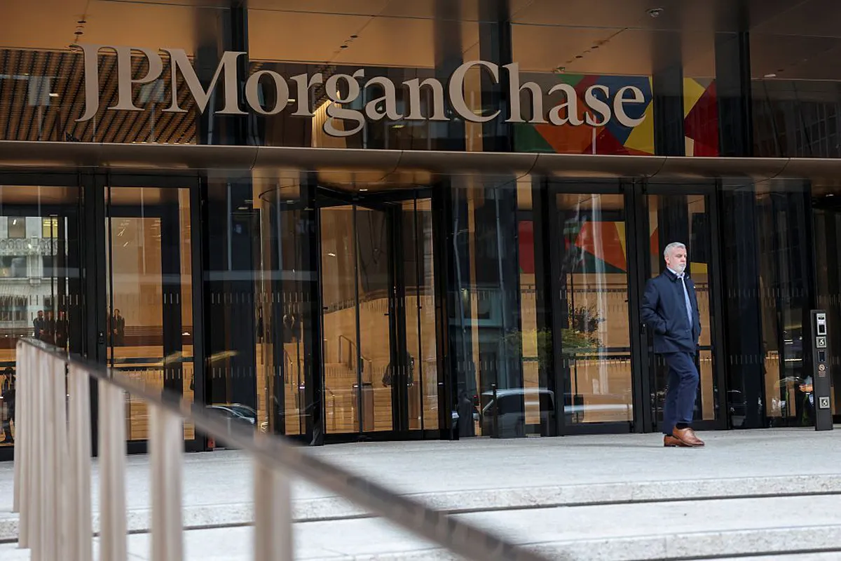 How a $1,000 Investment in JPMorgan Chase Transformed Over 20 Years