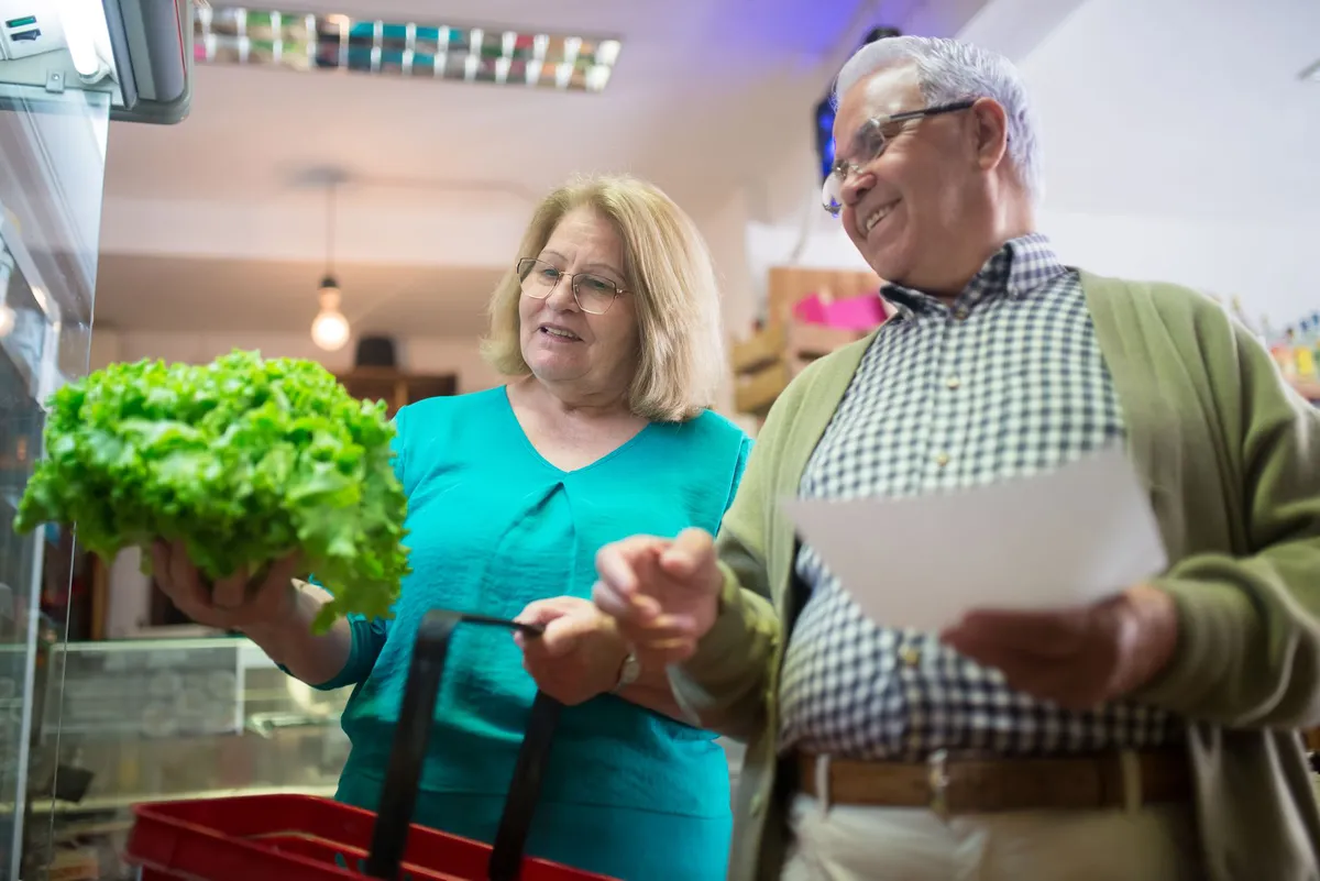 retired couple home shopping