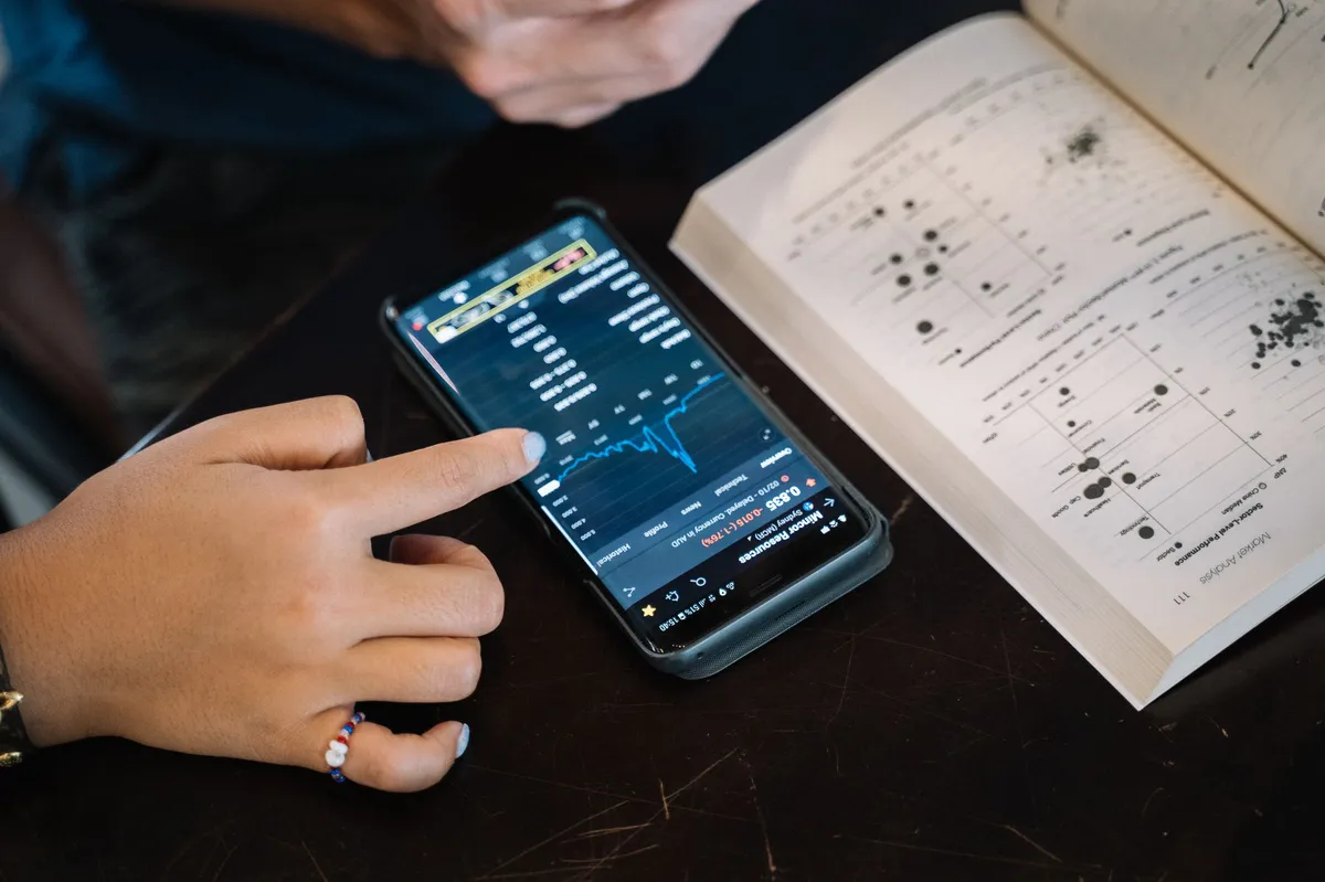 college student studying finance