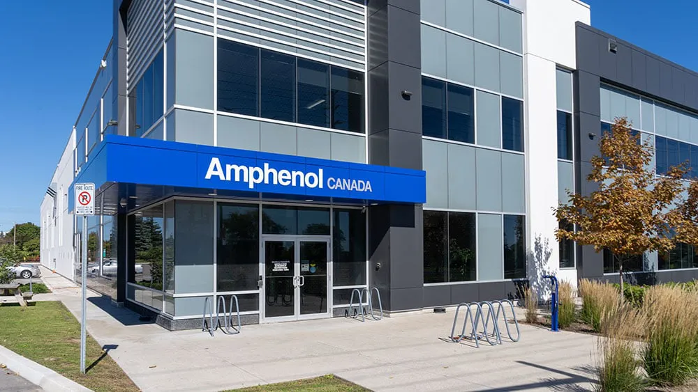 Amphenol's Strong AI Datacom Sales Suggest Potential Pivot
