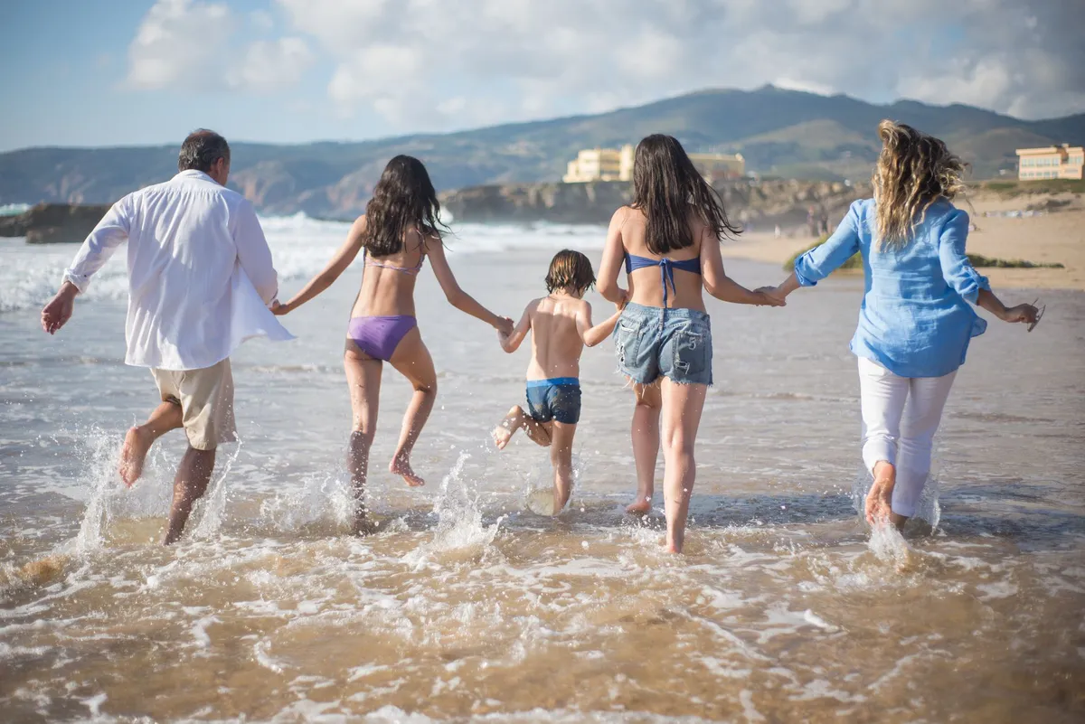 happy family vacation