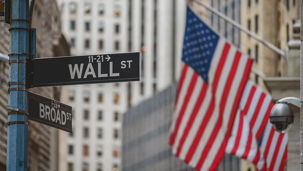 Market Turmoil: Dow Drops 500 Points Amid U.S.-Iran Tensions