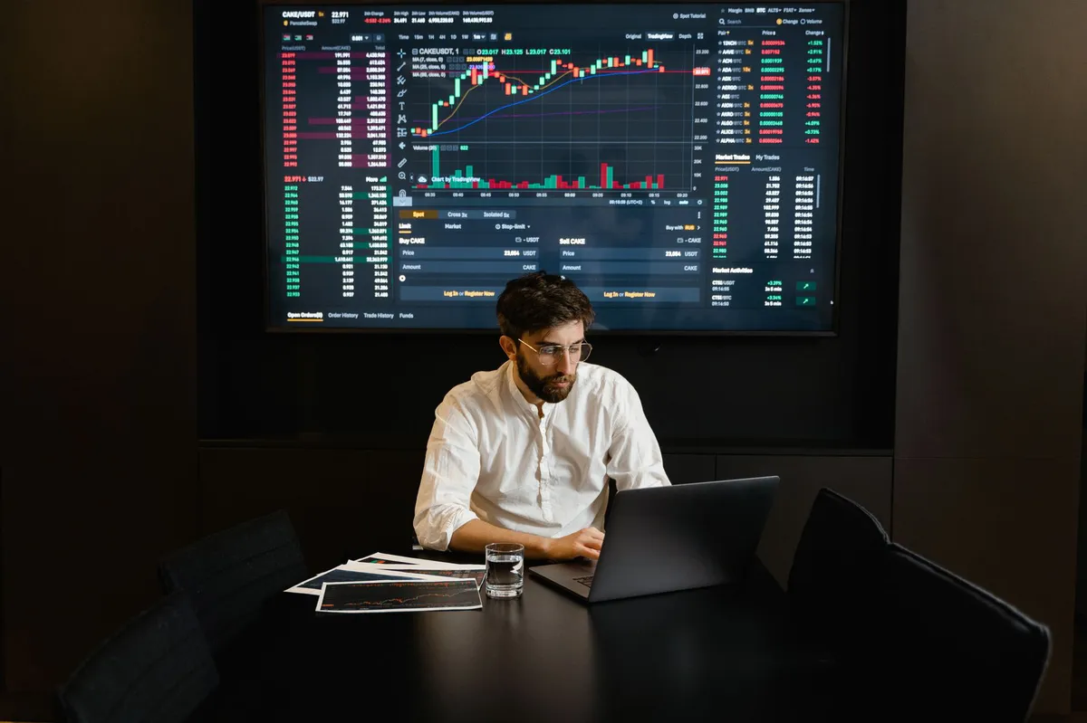 market analyst at work
