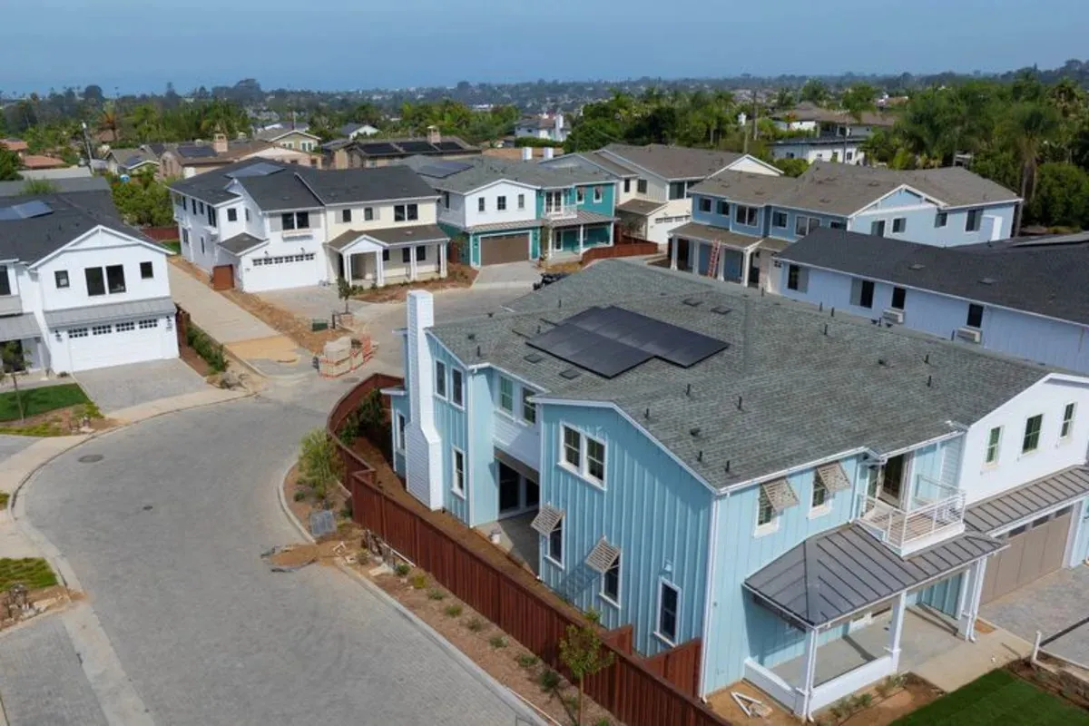 US Housing Market: August Sees Rebound in Homebuilding Amid Challenges